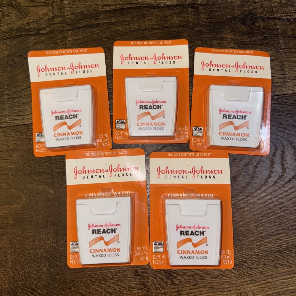 Johnson Johnson VTG NOS Cinnamon Waxed Floss Lot (5) NEW 1996